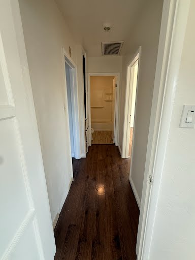 Riverside Care-Ready Home for Lease — hallway