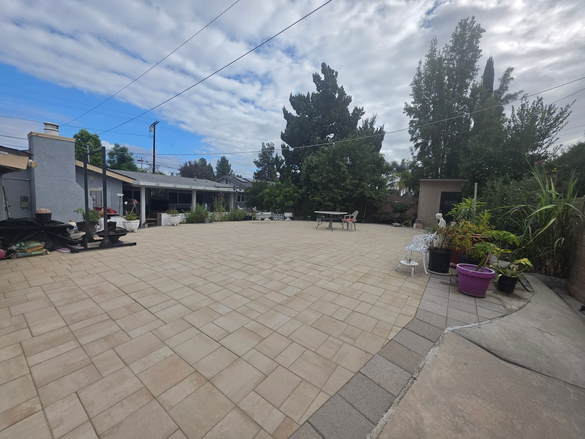 Vacant Care-Ready Property for Lease in Woodland Hills, CA — backyard